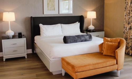 Planta Executive - Habitación con 1 cama extragrande del hotel The Commerce Casino and. Foto 3