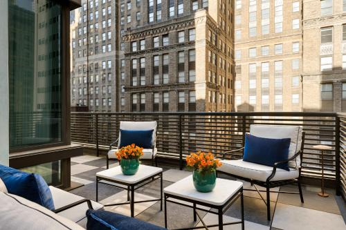 Habitación Deluxe con terraza - Cama grande del hotel The Chemists’ Club. Foto 1