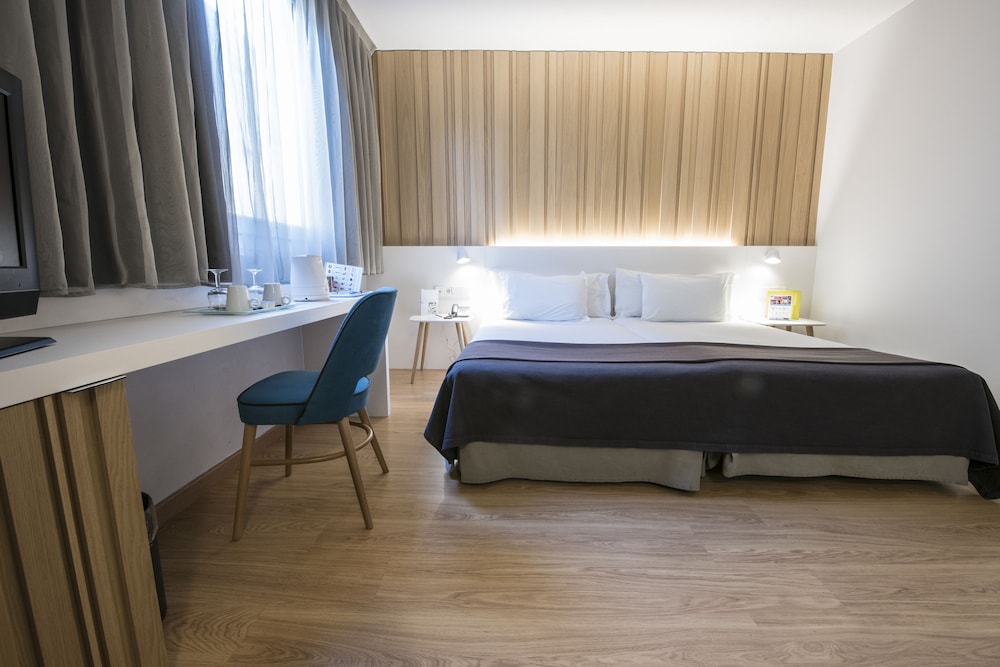 Habitación Triple Estándar del hotel Silken Ramblas