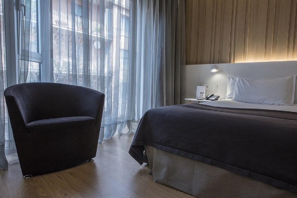 Habitación Individual del hotel Silken Ramblas. Foto 3