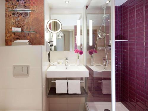 Habitación Doble Estándar del hotel Mercure Wien Zentrum. Foto 14