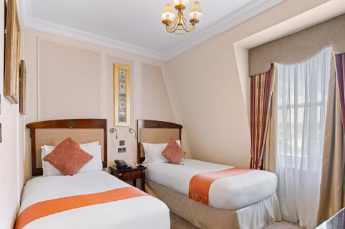 Habitación Doble Superior Clásica del hotel The Leonard. Foto 11