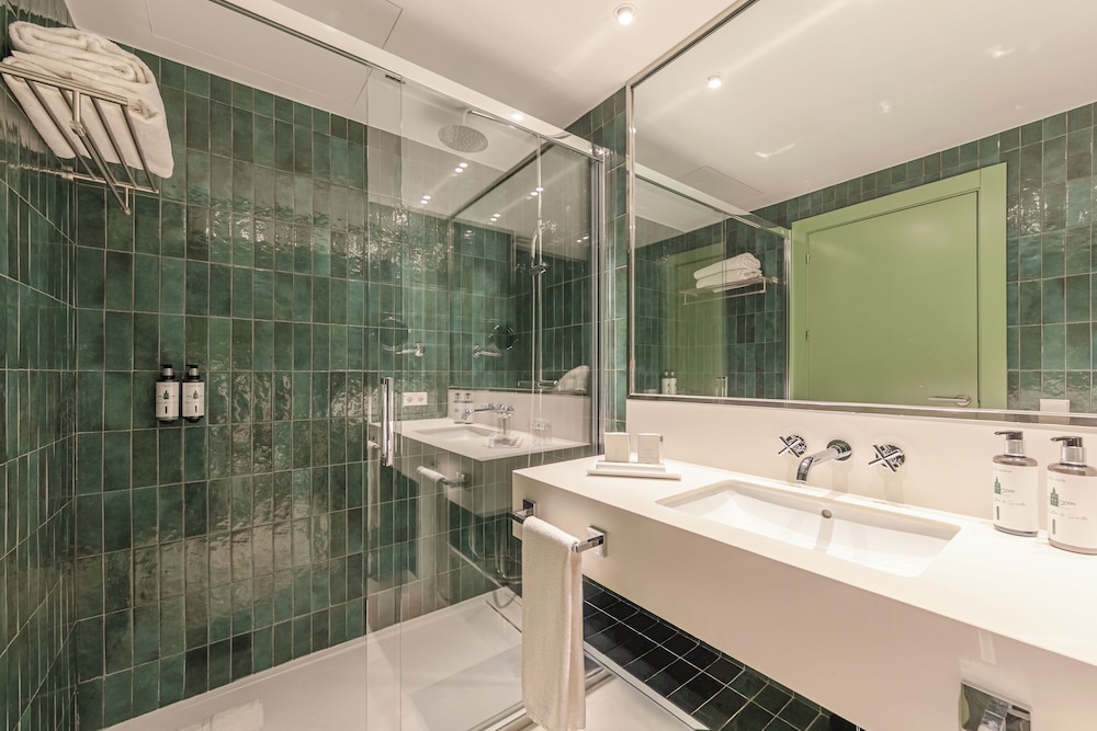 Habitación New Style Vista río del hotel Ribera De Triana. Foto 9