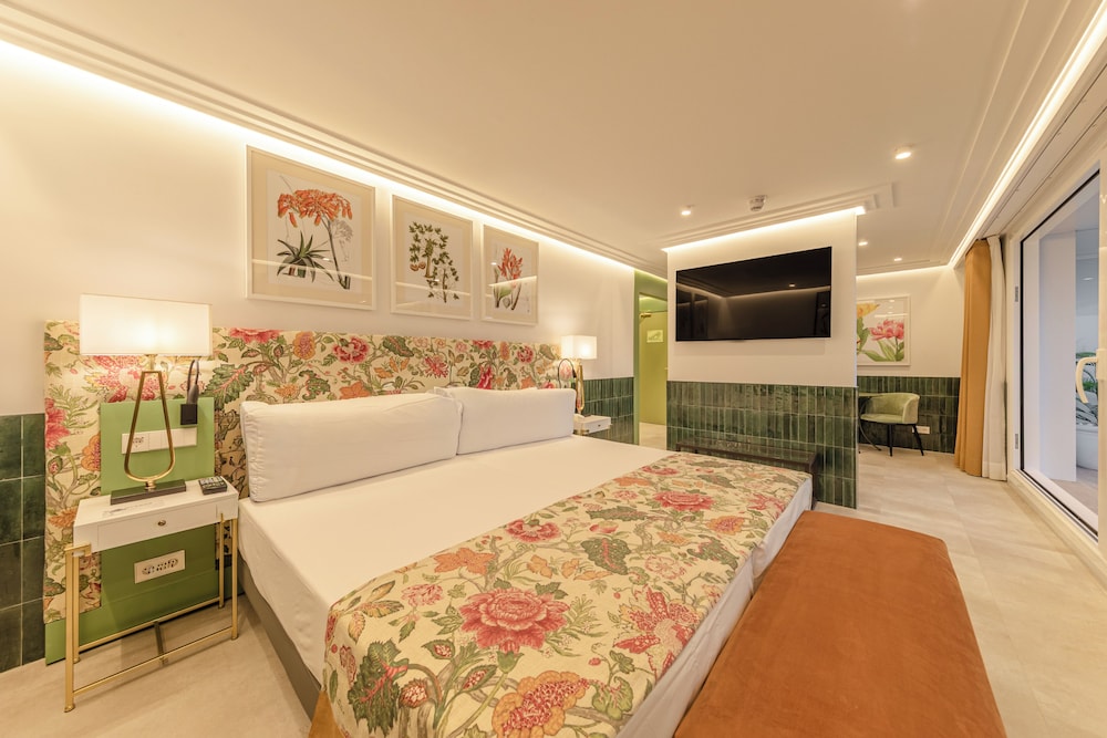 Suite junior, terraza, vistas al río del hotel Ribera De Triana. Foto 1