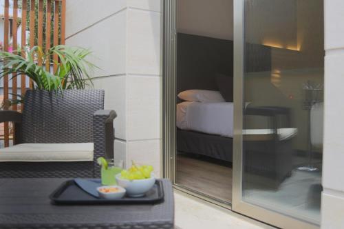 Habitación Doble Estándar con jardín - 1 o 2 camas del hotel Sitges. Foto 1