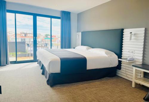Habitación doble con balcón del hotel Sitges. Foto 2