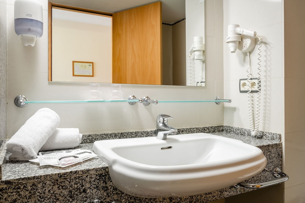 Habitación estándar doble del hotel ALEGRIA Caprici Verd. Foto 3