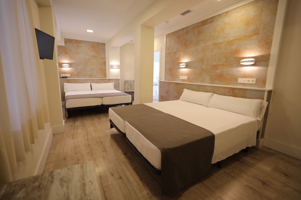Habitación Cuádruple del hotel Yit Casablanca. Foto 10