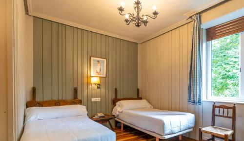 Habitación Doble del hotel Alcázar - Irún Centro. Foto 3