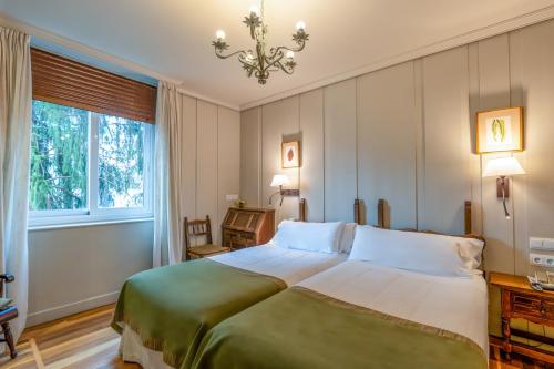Habitación Doble del hotel Alcázar - Irún Centro. Foto 7