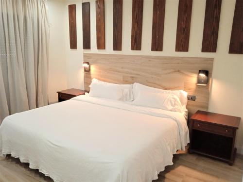 Habitación Cuádruple con balcón del hotel 153. Foto 5