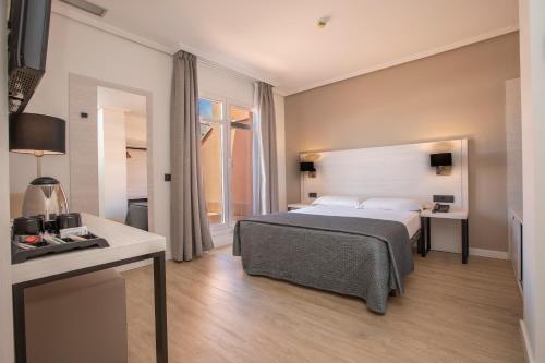 Habitación Doble con terraza - 1 o 2 camas del hotel Porcel Ganivet. Foto 1