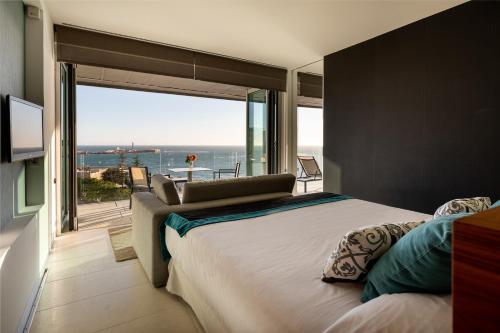 Suite Junior con vistas al mar del hotel Parador De Cadiz. Foto 6