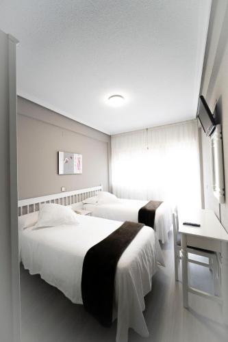 Oferta especial - Habitación Doble Económica con paquete gastronómico del hotel Isabel