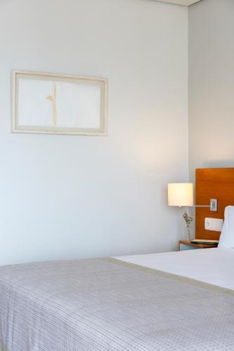 Habitación Doble Superior del hotel Parador De Ceuta La Muralla. Foto 8