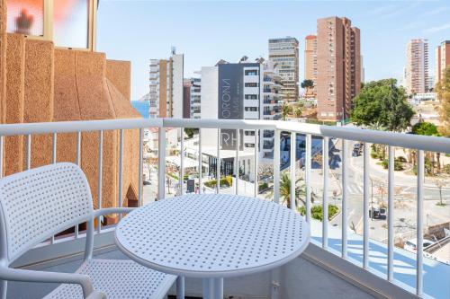 Habitación Familiar con vistas al mar del hotel Golden. Foto 4
