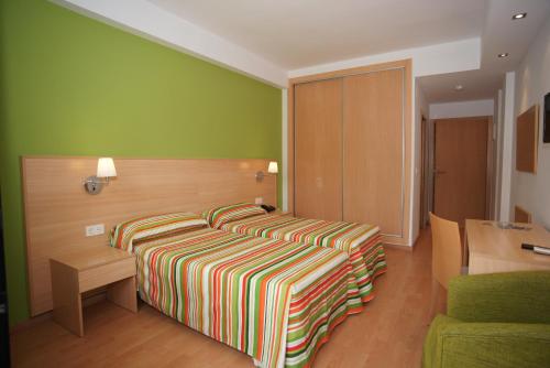 Habitación Doble - 2 camas del hotel Golden. Foto 8