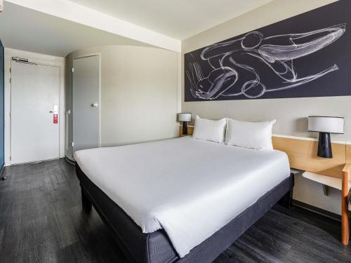 Habitación Doble del hotel Ibis Valencia Bonaire Aeropuerto. Foto 4