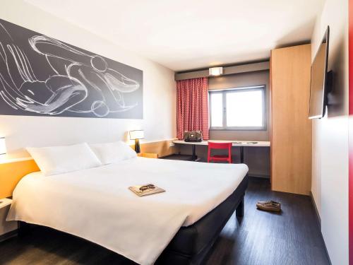 Habitación Doble del hotel Ibis Valencia Bonaire Aeropuerto. Foto 6