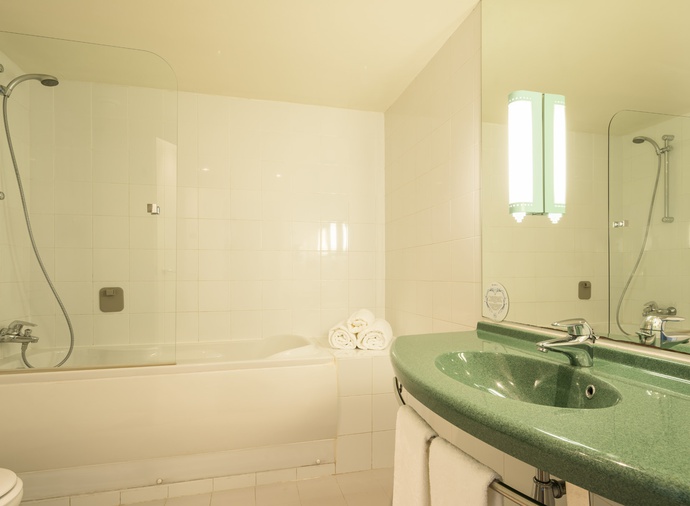 Habitación doble Superior del hotel Ilunion Valencia 3. Foto 1