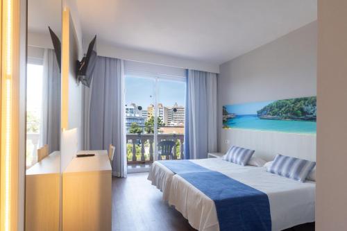 Habitación Doble con vistas al jardín del hotel Ona Luna Park. Foto 13