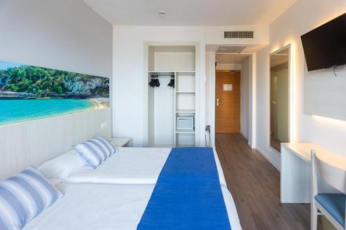 Habitación Doble con vistas al jardín del hotel Ona Luna Park. Foto 14