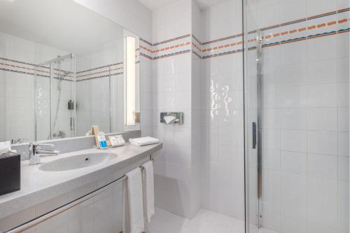 Habitación Doble del hotel Exe Madrid Norte. Foto 6