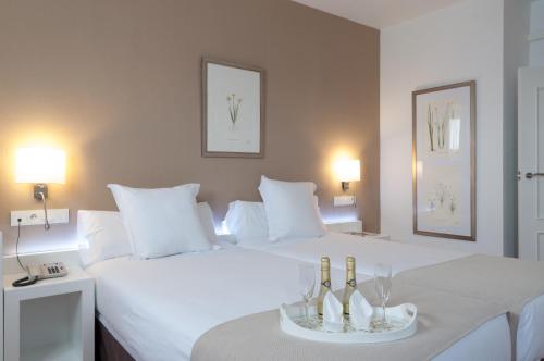 Habitación Doble Confort - 1 o 2 camas del hotel Alcazar. Foto 9