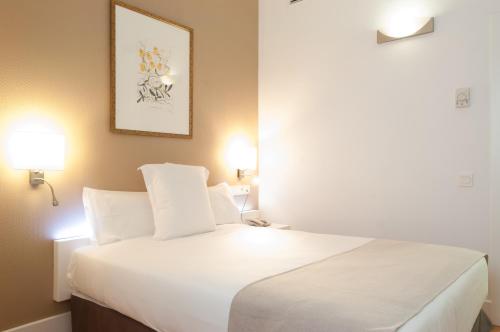 Habitación Individual del hotel Alcazar. Foto 1