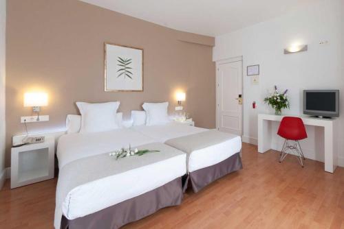 Habitación Doble Confort - 1 o 2 camas del hotel Alcazar. Foto 14