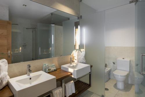 Suite Junior del hotel Parador De Toledo. Foto 3