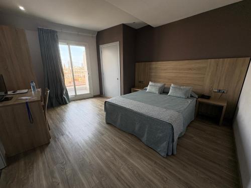 Habitación Doble con terraza - 1 o 2 camas del hotel Ramblas Barcelona. Foto 15