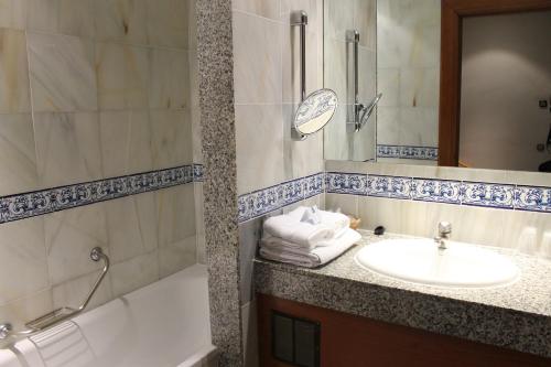 Habitación Doble Económica Interior - 1 o 2 camas del hotel Ramblas Barcelona. Foto 2