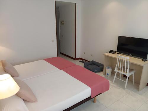 Habitación Doble - 2 camas del hotel SAN MILLAN HOTEL. Foto 7