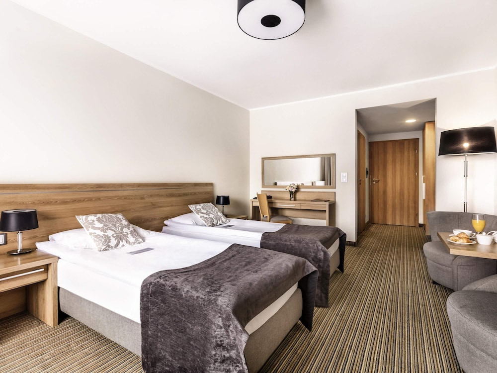 Habitación estándar con 2 camas individuales del hotel Mercure Wiazowna Brant