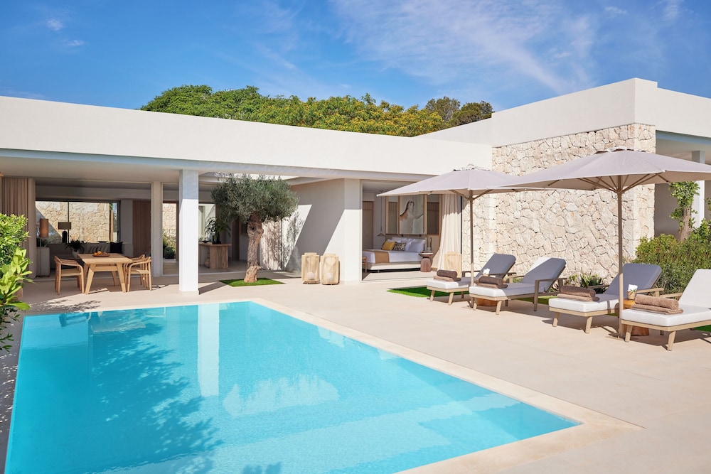 Habitación Deluxe, 2 habitaciones, piscina privada (Residence | Front Coastal View) del hotel Ikos Porto Petro. Foto 7