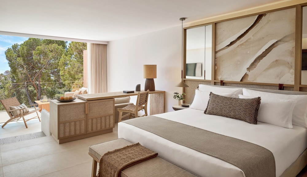 Suite junior, vistas al jardín (Deluxe) del hotel Ikos Porto Petro