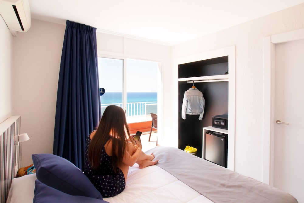 Habitación estándar doble, vistas al mar del hotel Ibersol Sorra d'Or. Foto 2