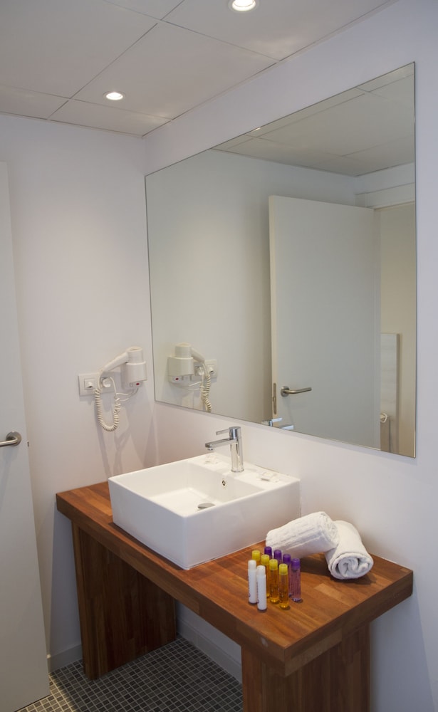 Habitación doble (Promo) del hotel Alegria Maripins. Foto 5