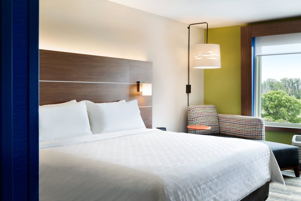 Habitación estándar, 1 cama de matrimonio grande, no fumadores (Communications) del hotel Holiday Inn Express and Suites Middletown - Goshen, an IHG. Foto 2