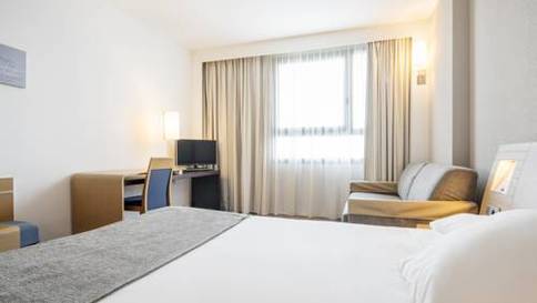 Habitación doble del hotel Ilunion Valencia 4. Foto 1