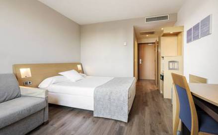 Habitación doble del hotel Ilunion Valencia 4. Foto 2