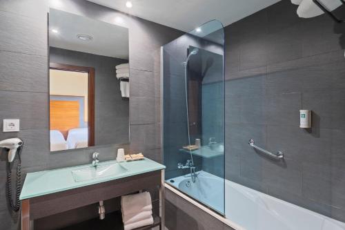 Habitación Doble - 1 o 2 camas del hotel Fandg Logroño. Foto 5