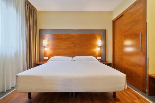 Habitación Familiar del hotel Fandg Logroño. Foto 4