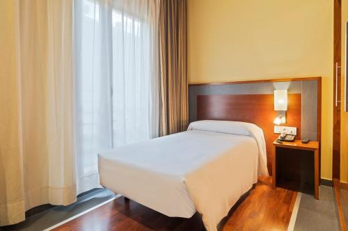 Habitación Individual del hotel Fandg Logroño. Foto 3