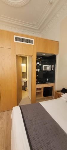 Estudio suite del hotel Cleveland. Foto 1