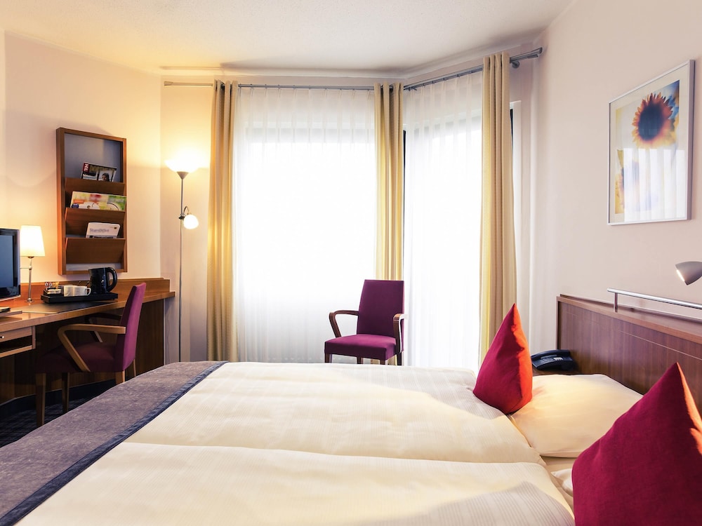 Habitación estándar con cama doble o dos camas individuales del hotel Mercure Dortmund Messe