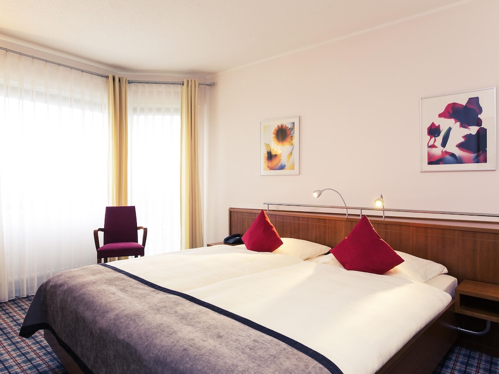 Habitación estándar con cama doble o dos camas individuales del hotel Mercure Dortmund Messe. Foto 3