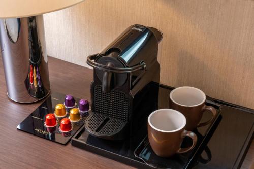 Habitación Premium con cama grande del hotel Mövenpick Hamburg