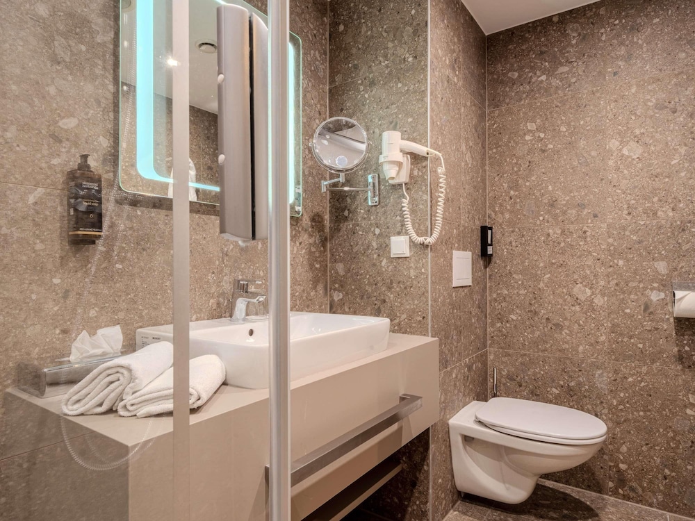 Suite Junior del hotel Mercure Graz City. Foto 7